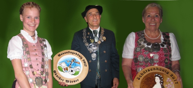 Foto Jugendk&ouml;nigin Carolin Stadler, Gauauflagek&ouml;nig G&uuml;nther W&ouml;rner und Sch&uuml;tzenk&ouml;nigin Rosemarie H&ouml;dl