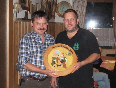 Foto mit dem Sieger vom Sommerschie&szlig;en