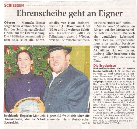 Artikel im Garmisch-Partenkirchner Tagblatt &uuml;ber das Weihnachtschie&szlig;en mit Foto von Eigner Manuela mit Hans Steinbrecher bei der Siegerehrung